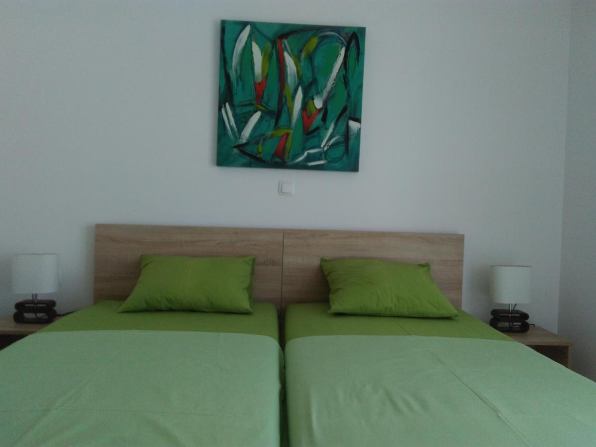 Luxury Apartments Cuba 1 Novalja Luaran gambar