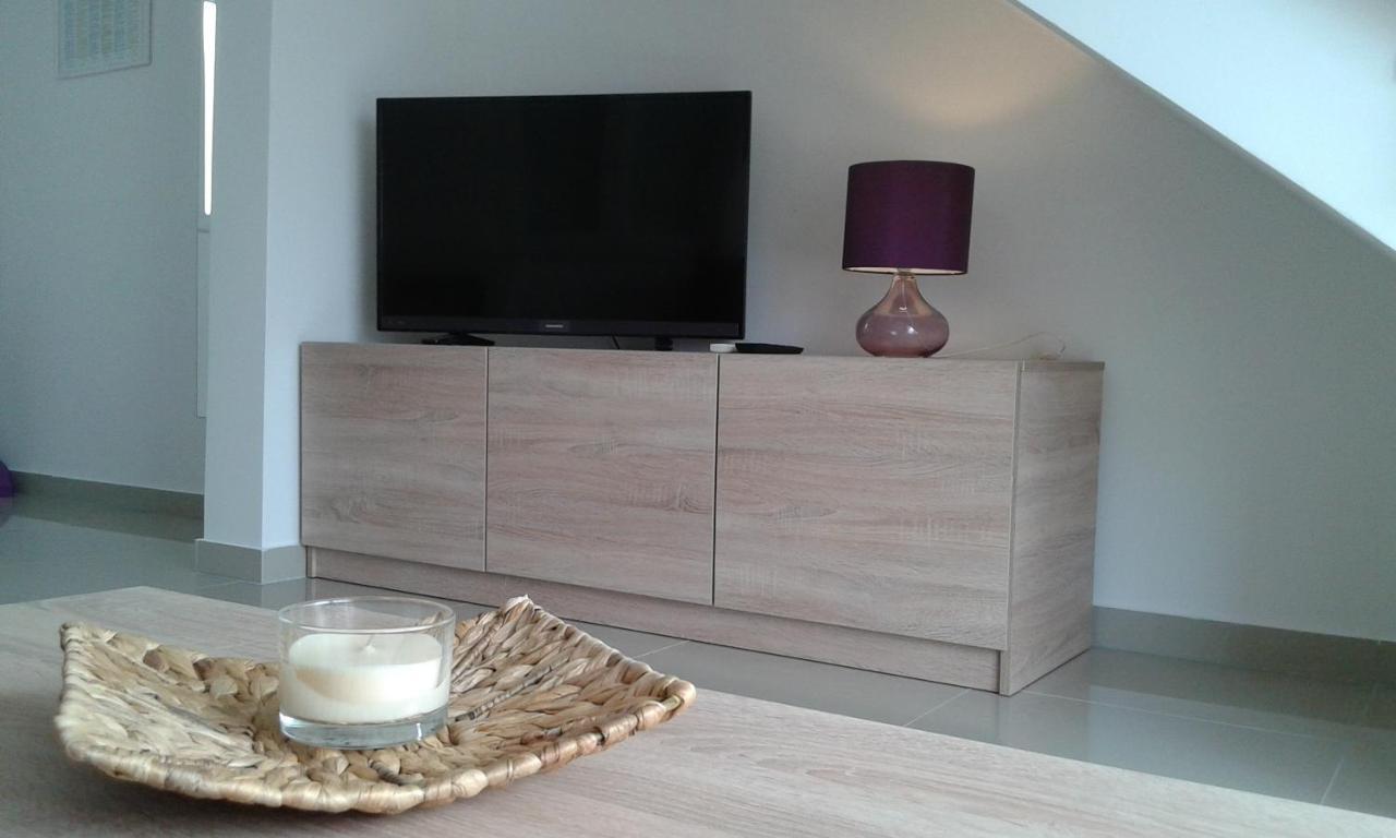 Luxury Apartments Cuba 1 Novalja Luaran gambar