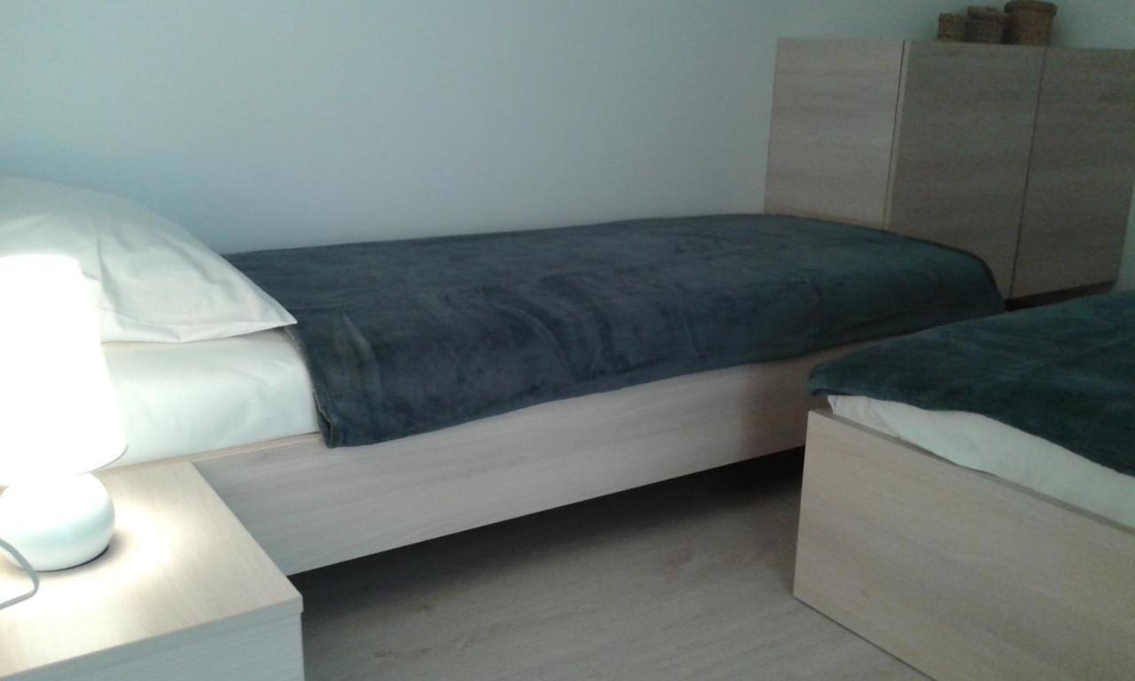 Luxury Apartments Cuba 1 Novalja Luaran gambar