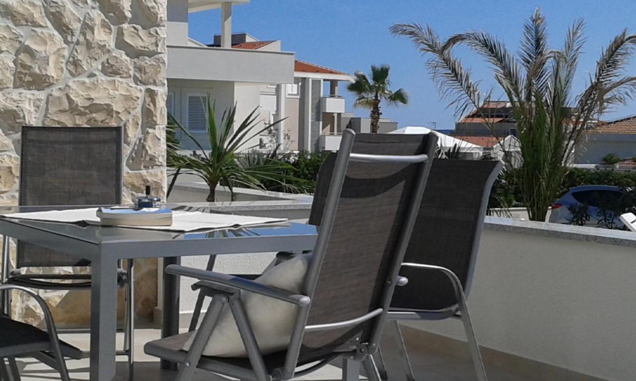 Luxury Apartments Cuba 1 Novalja Luaran gambar