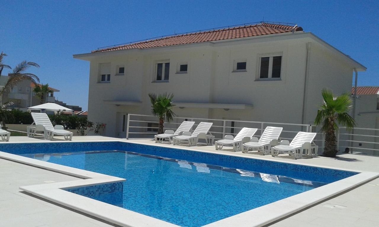 Luxury Apartments Cuba 1 Novalja Luaran gambar
